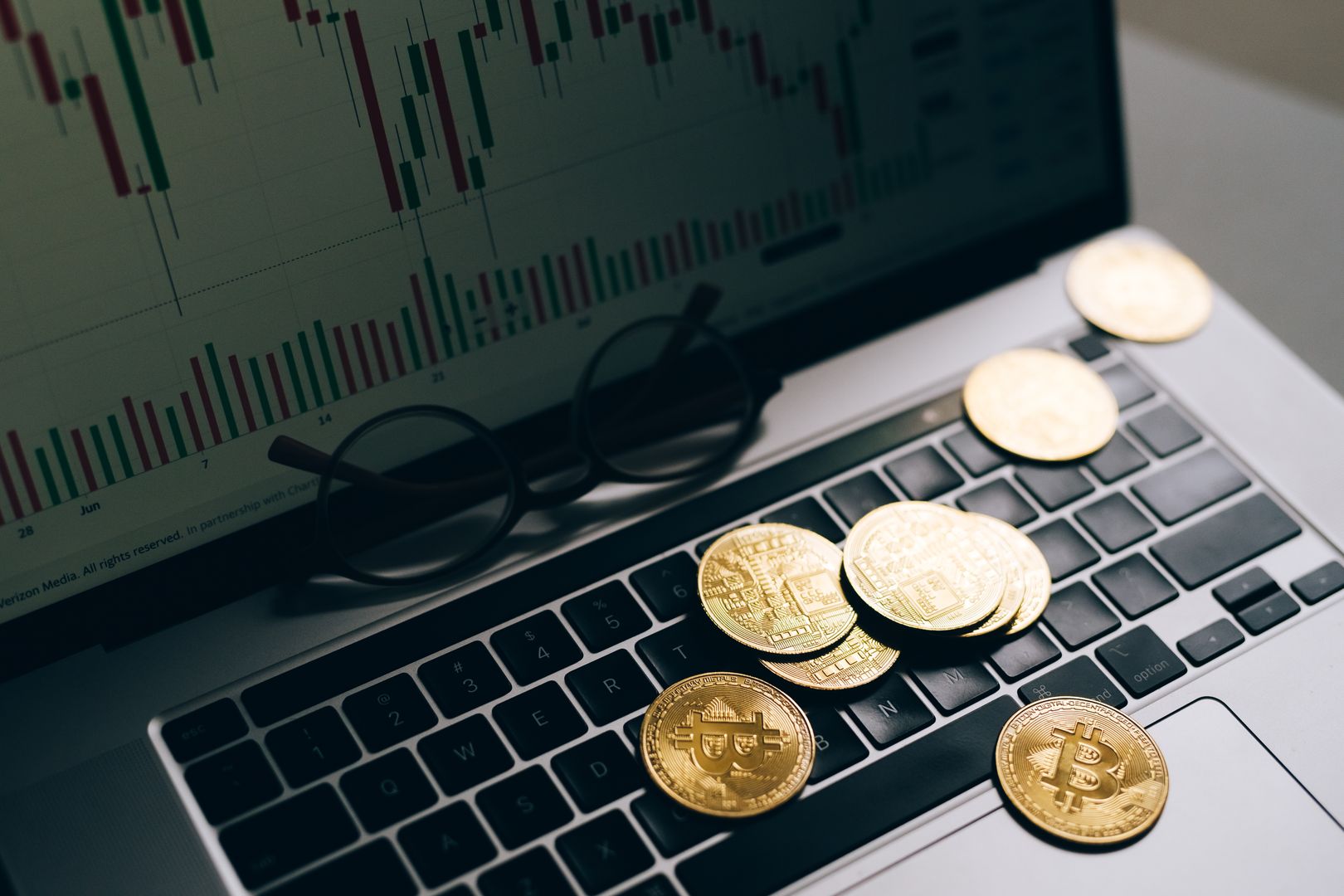 Derivatives, Futures and Options Data